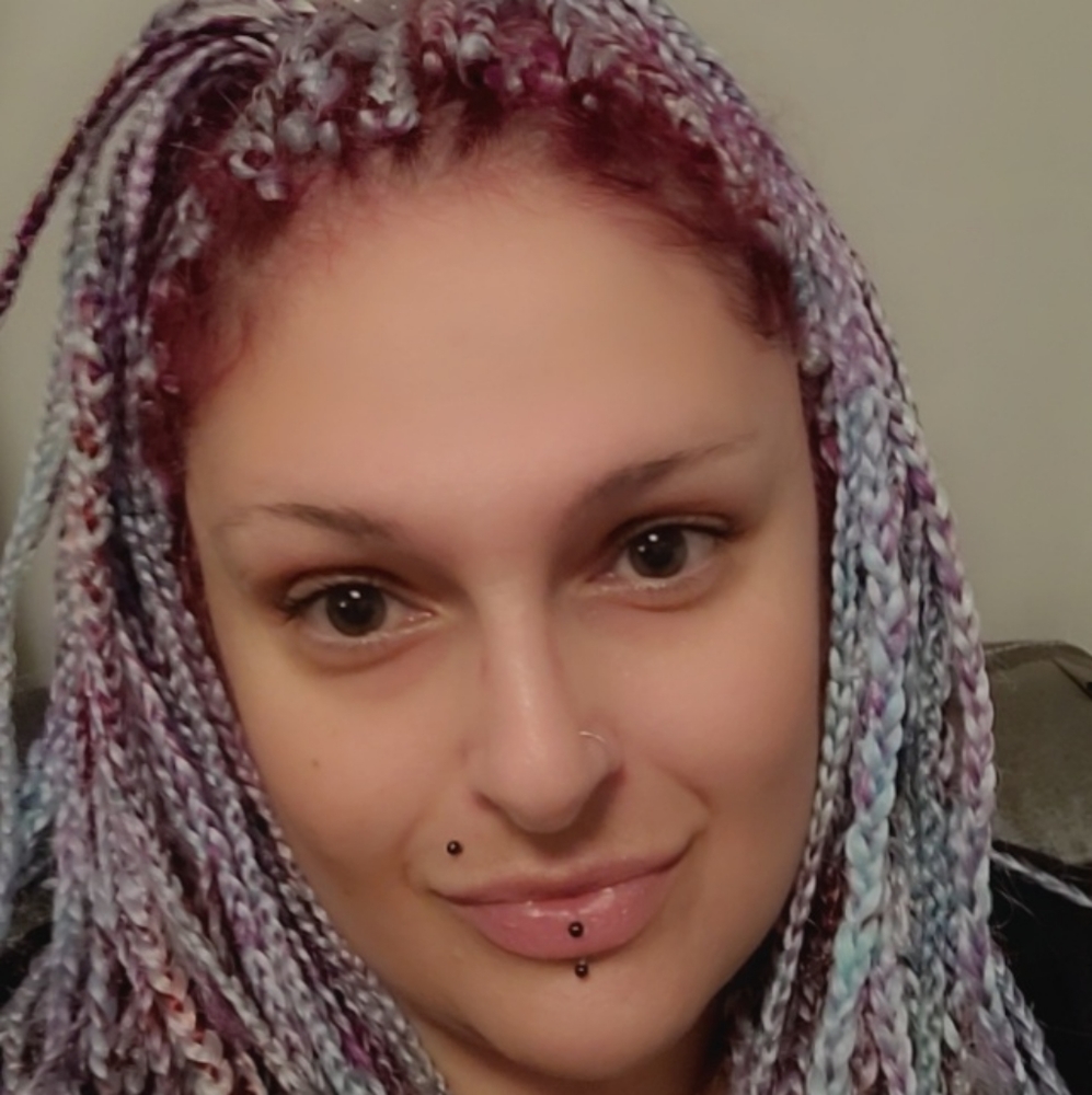 Meet your Posher, Julie